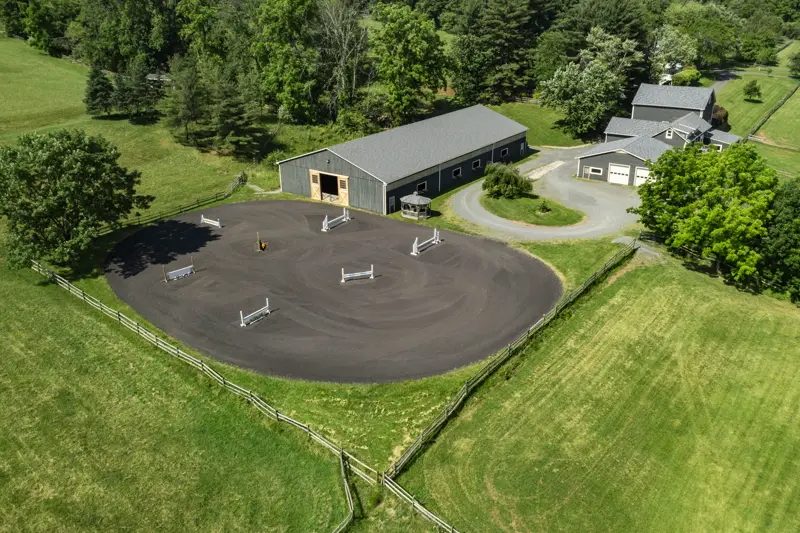 Private Equestrian Facility w Apartment Available For Lease Hunterdon County NJ | Living Quarters + Stables | For Rent or Sublet