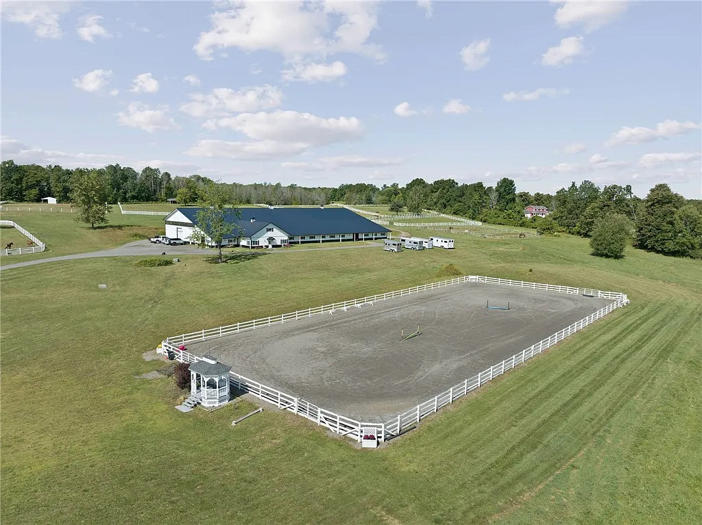 Elite Equestrian Estate minutes from Cornell University | Living Quarters + Stables | For Sale
