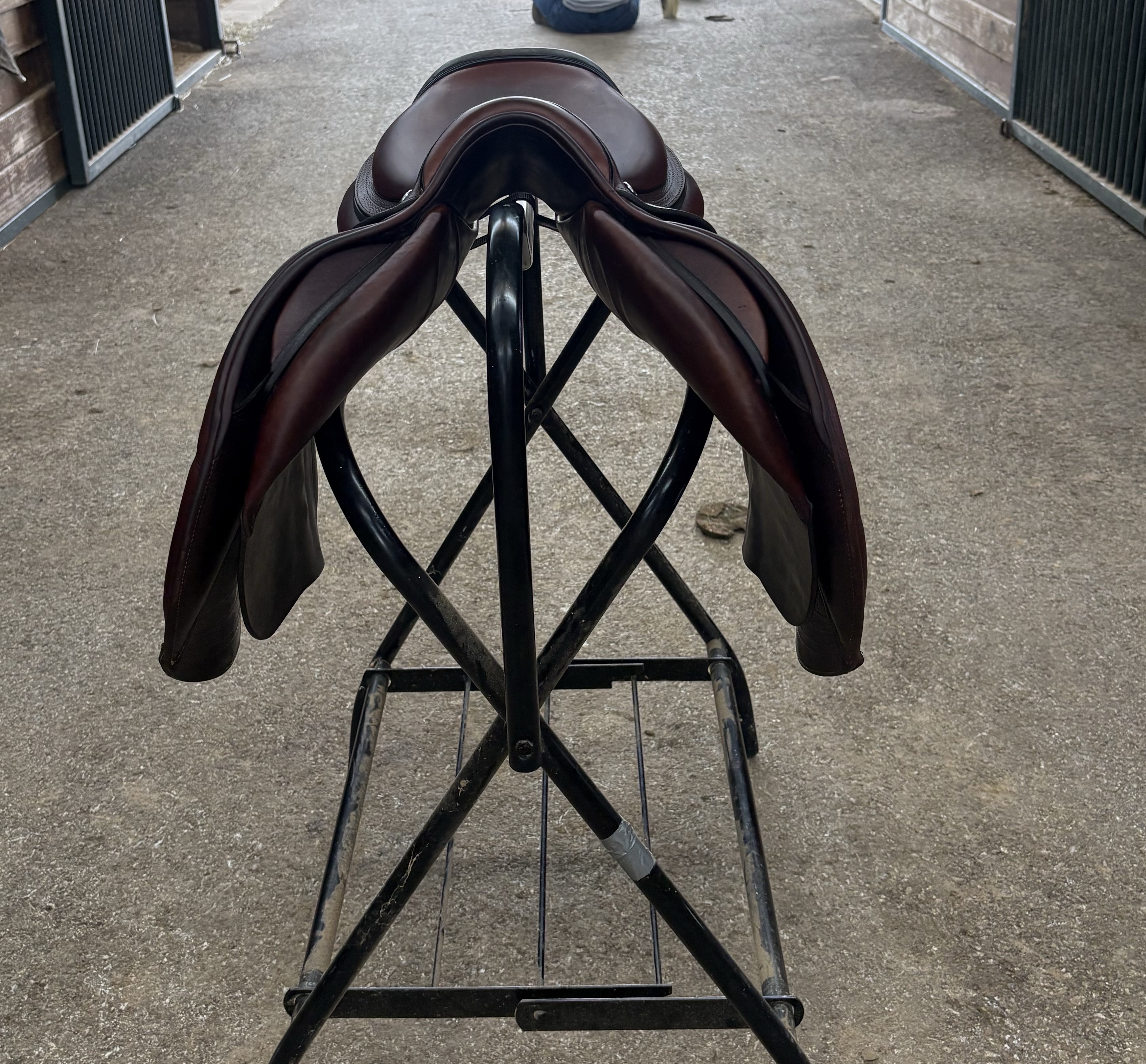 Beautiful 18" CWD SE32 Mademoiselle 2Gs Saddle in great condition. | 2021 | CWD | Used