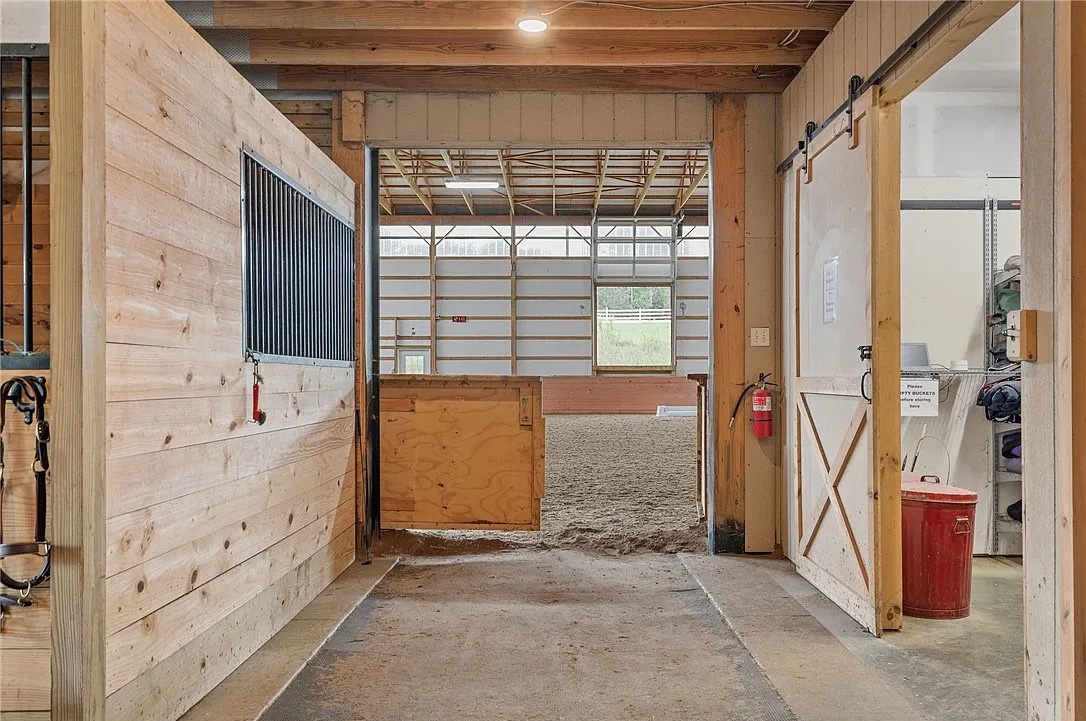 Elite Equestrian Estate minutes from Cornell University | Living Quarters + Stables | For Sale